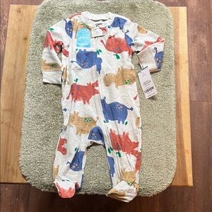 Boys size 6 month Carter’s brand dinosaur sleeper